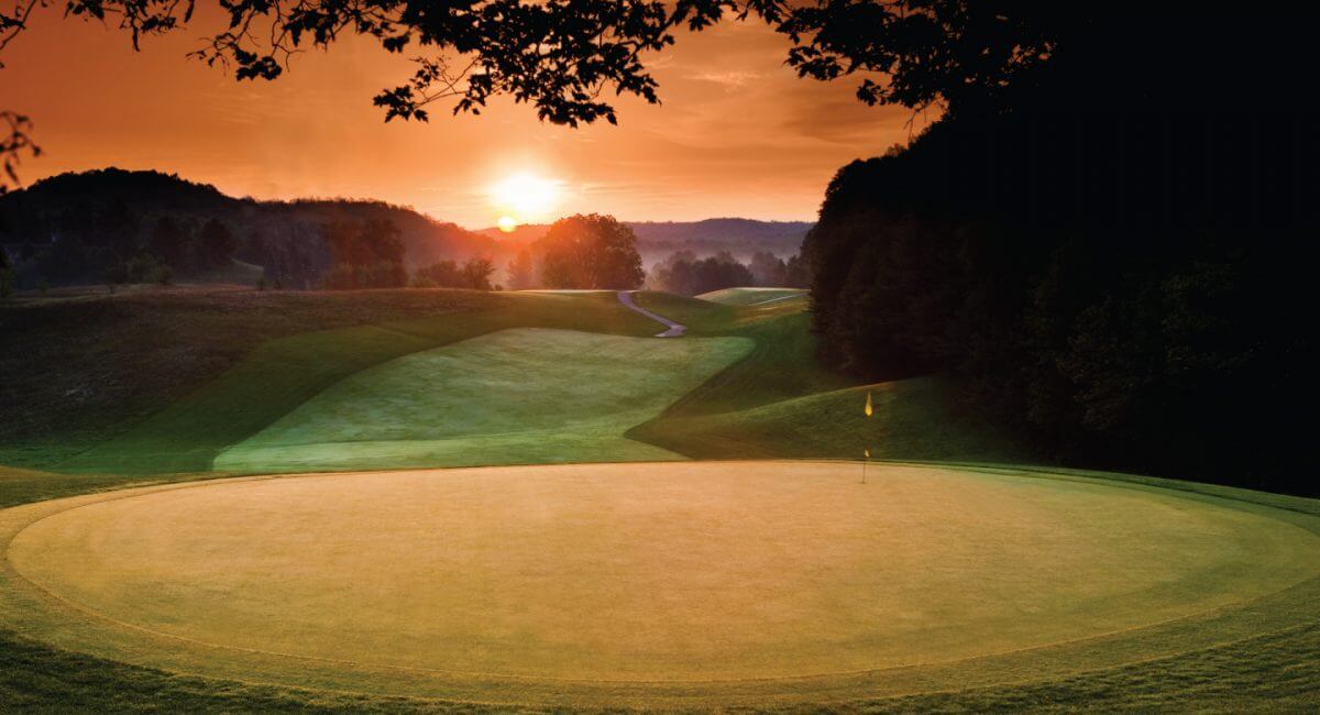 Schuss Mountain GC Hole 12 at sunrise