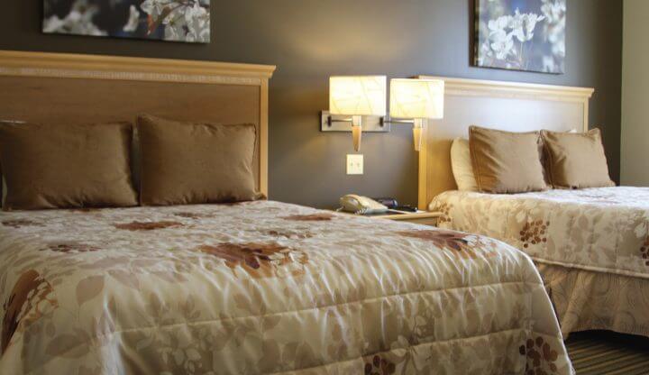 Cedar River one bedroom suite bedroom