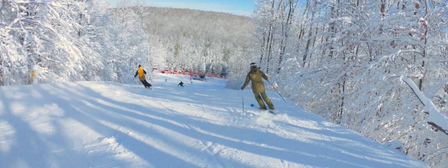 Skiing Nagano at the red lift